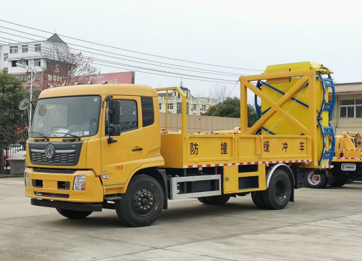 東風(fēng)天錦防撞緩沖車