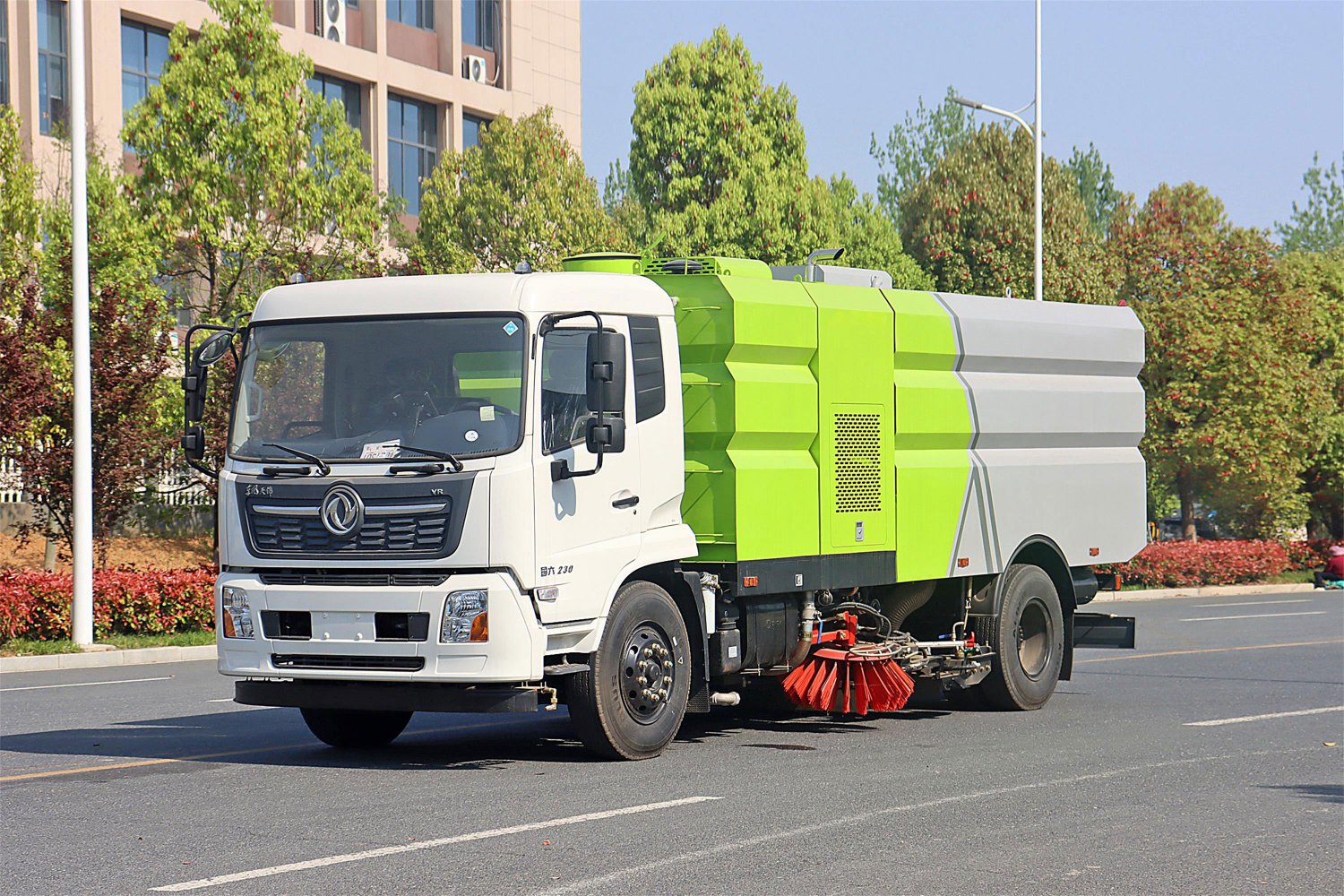 天錦洗掃車